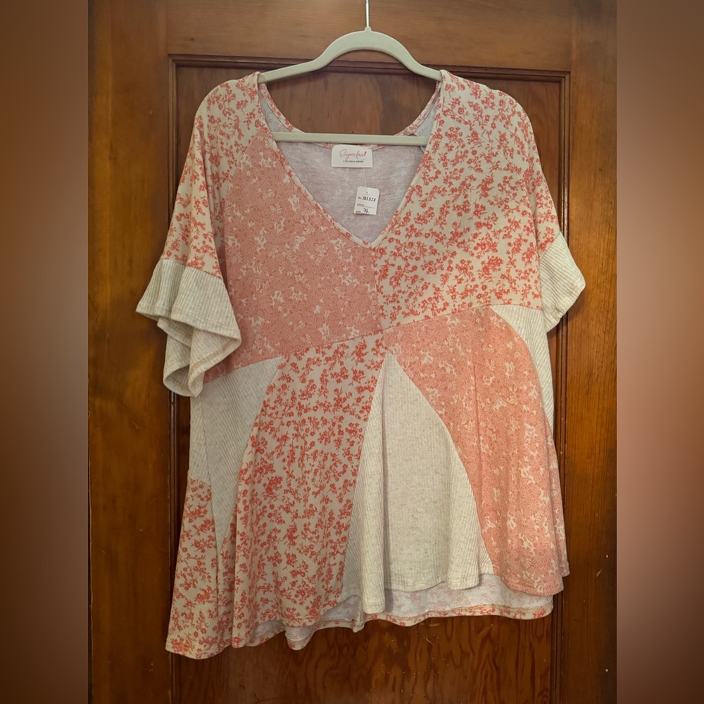 NWT Sugarfox Pink Floral Blouse